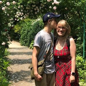 Meet your Posher, Veronica